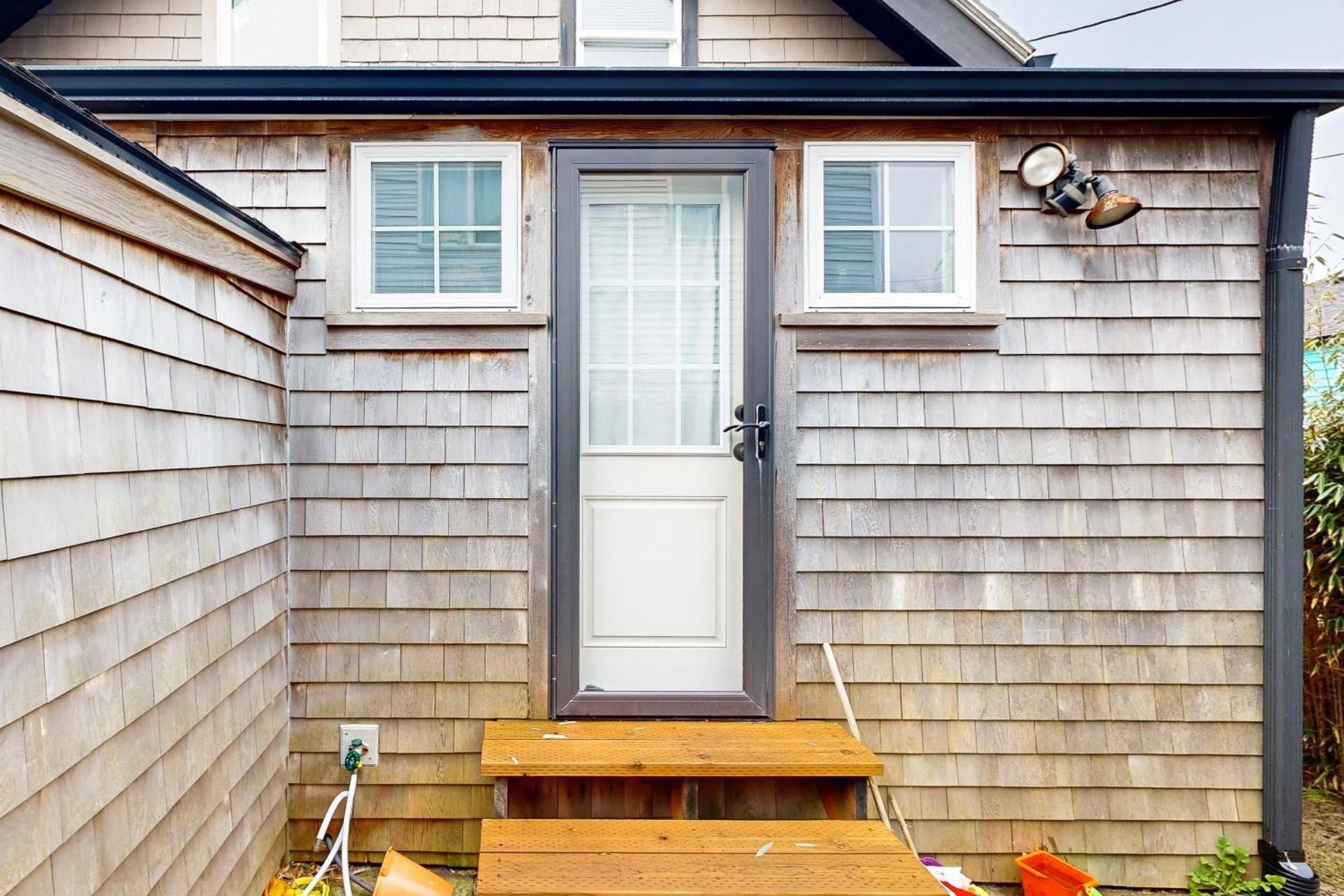 Rockaway Beach Bungalow Екстер'єр фото